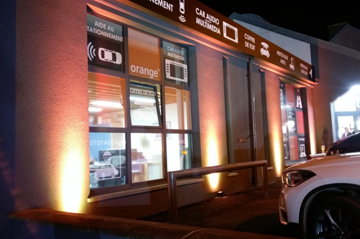 soirée corporate car&com arlon orange éclairage architectural 